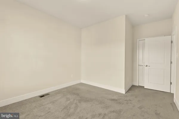 $3,000 | 7916 Potter Place, Unit B, Elkridge, MD 21075