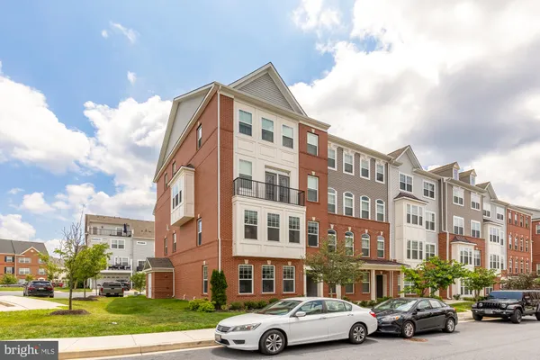 $3,100 | 7916 Potter Place, Unit B, Elkridge, MD 21075