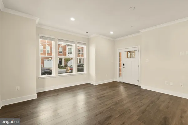 $3,000 | 7916 Potter Place, Unit B, Elkridge, MD 21075