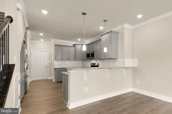 $3,100 | 7916 Potter Place, Unit B, Elkridge, MD 21075