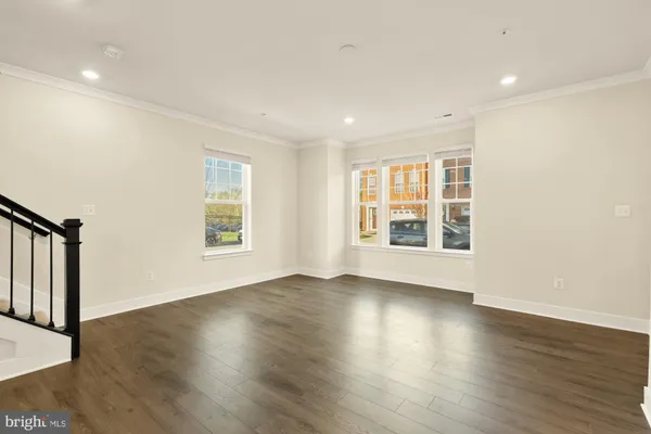 $3,000 | 7916 Potter Place, Unit B, Elkridge, MD 21075