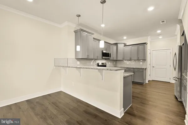 $3,000 | 7916 Potter Place, Unit B, Elkridge, MD 21075