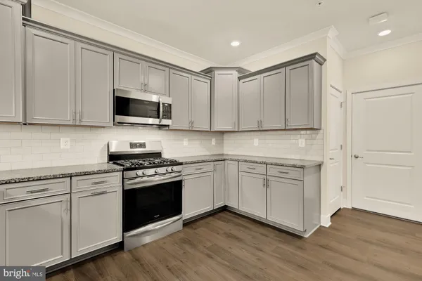 $3,000 | 7916 Potter Place, Unit B, Elkridge, MD 21075