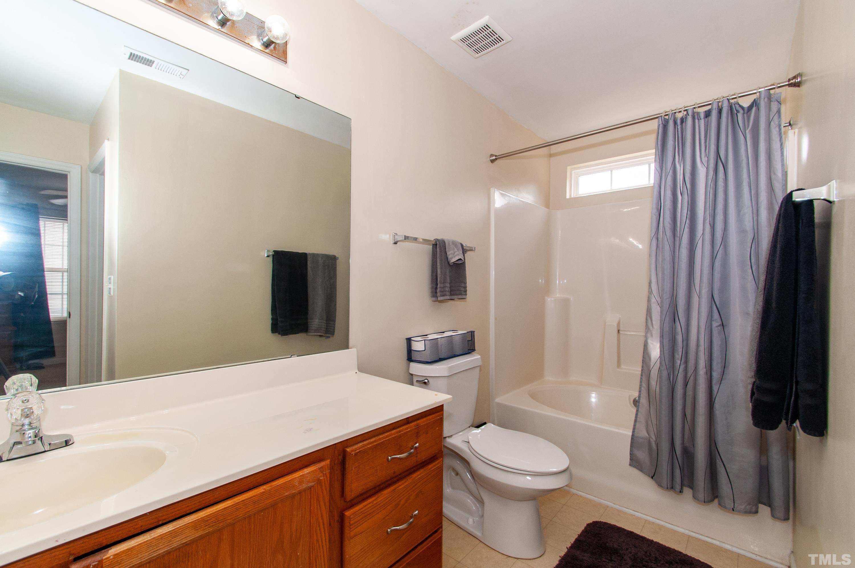 1532 Clover Ridge Court Raleigh, NC 27610 - Photo 11 of 19 Gallery Image 11