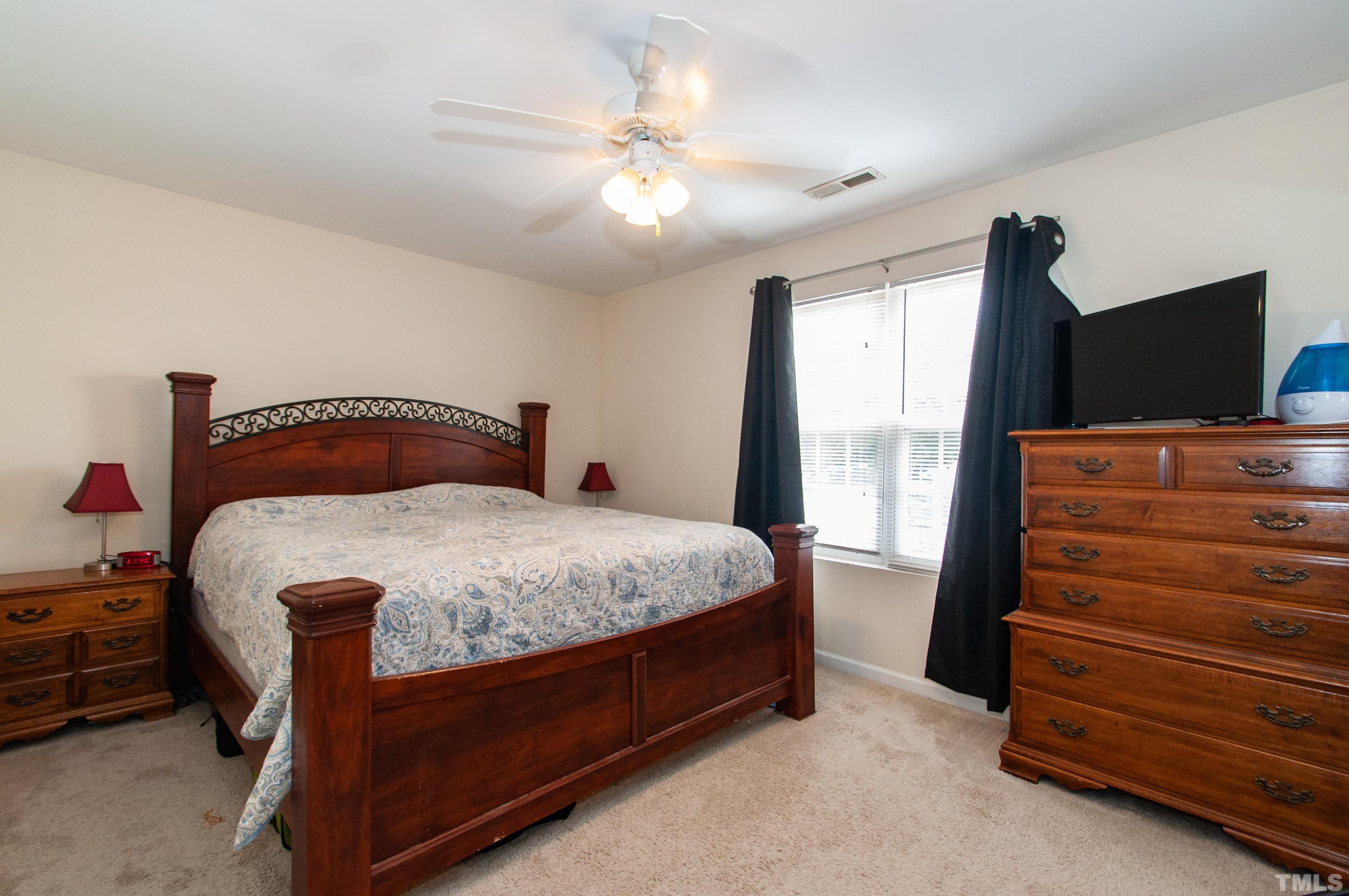 1532 Clover Ridge Court Raleigh, NC 27610 - Photo 10 of 19 Gallery Image 10