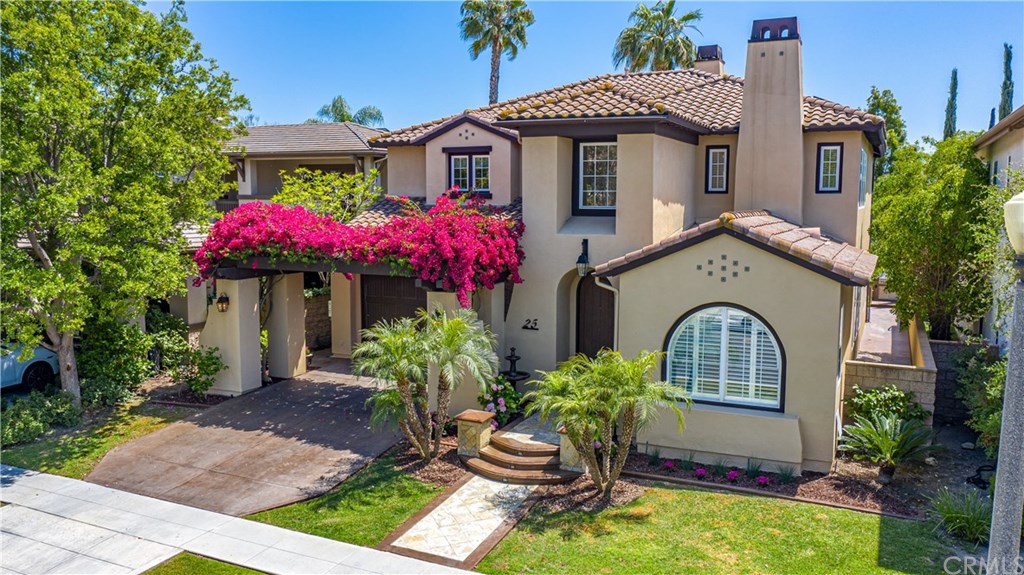 Gorgeous home on a Double Cul De Sac in the Wyeth development of Oak Knoll Village in Ladera!
