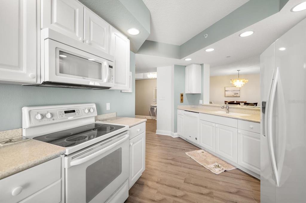 11 San Marco Street, Unit 1108 Clearwater Beach, FL 33767 - Photo 8 of 35