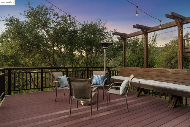 $1,668,000 | 58 Villanova Drive, Oakland, CA 94611