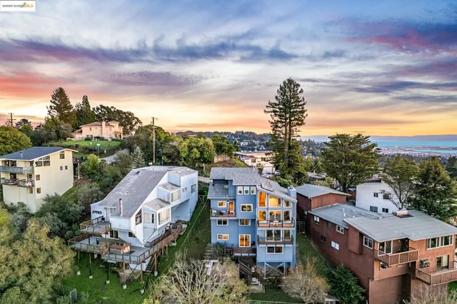 $1,668,000 | 58 Villanova Drive, Oakland, CA 94611