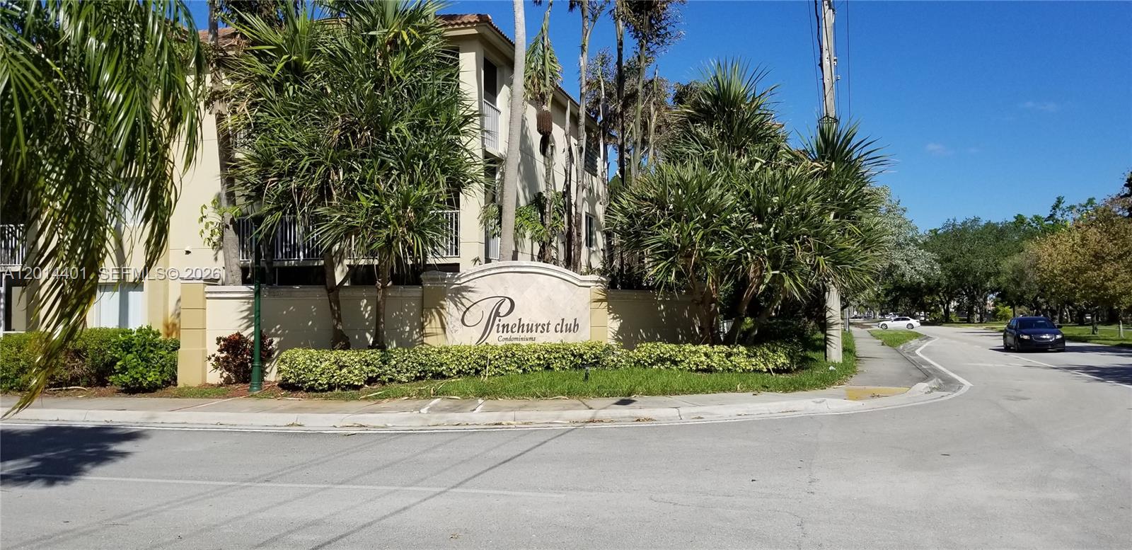 470 South Park Road, Unit 7110 Hollywood, FL 33021 - Photo 14 of 18 a view of a street with a building in the background