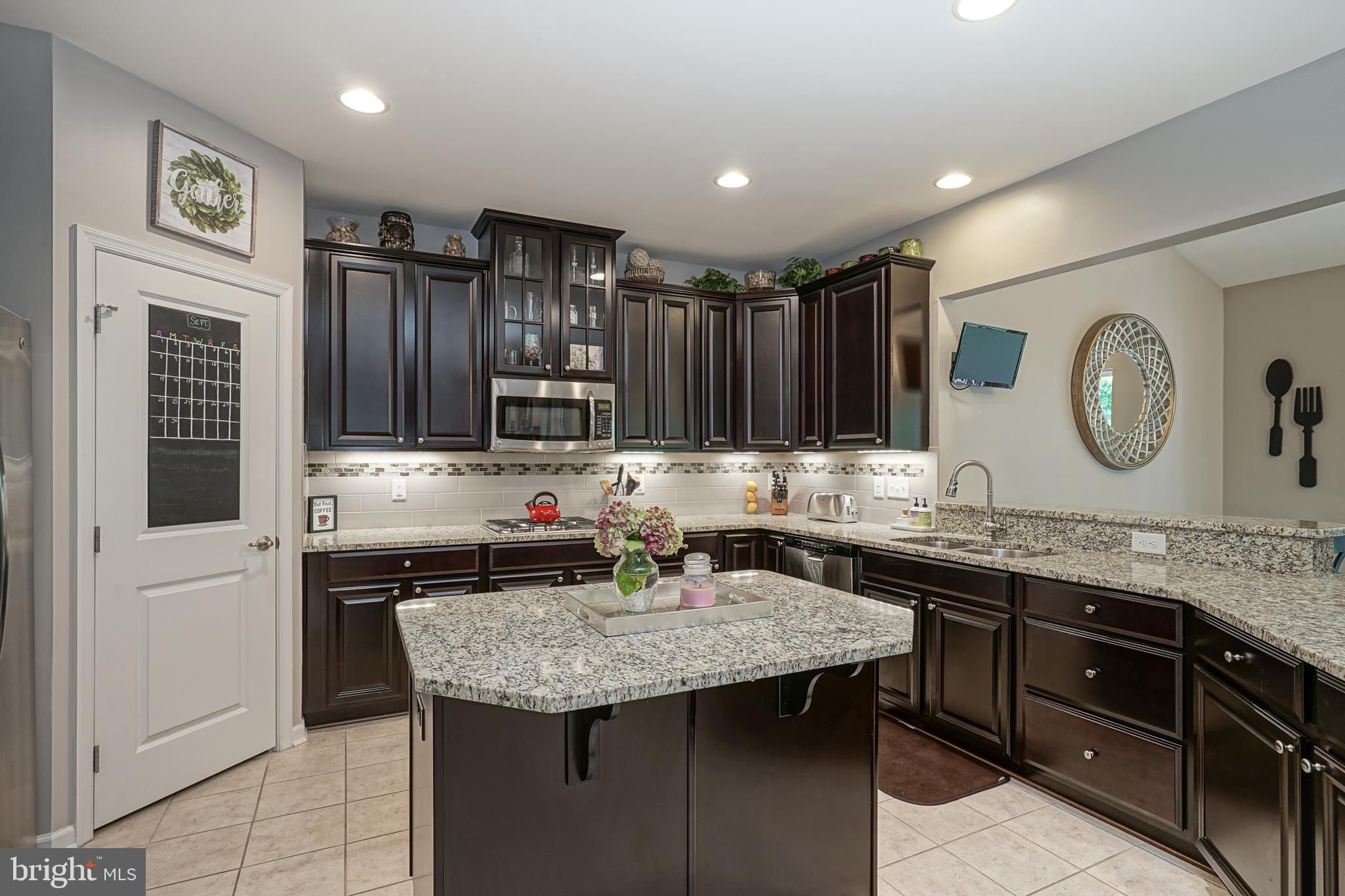232 Staggerbush Road Williamstown, NJ 08094 - Photo 11 of 51 Kitchen w/ 42 Inch Cabinets