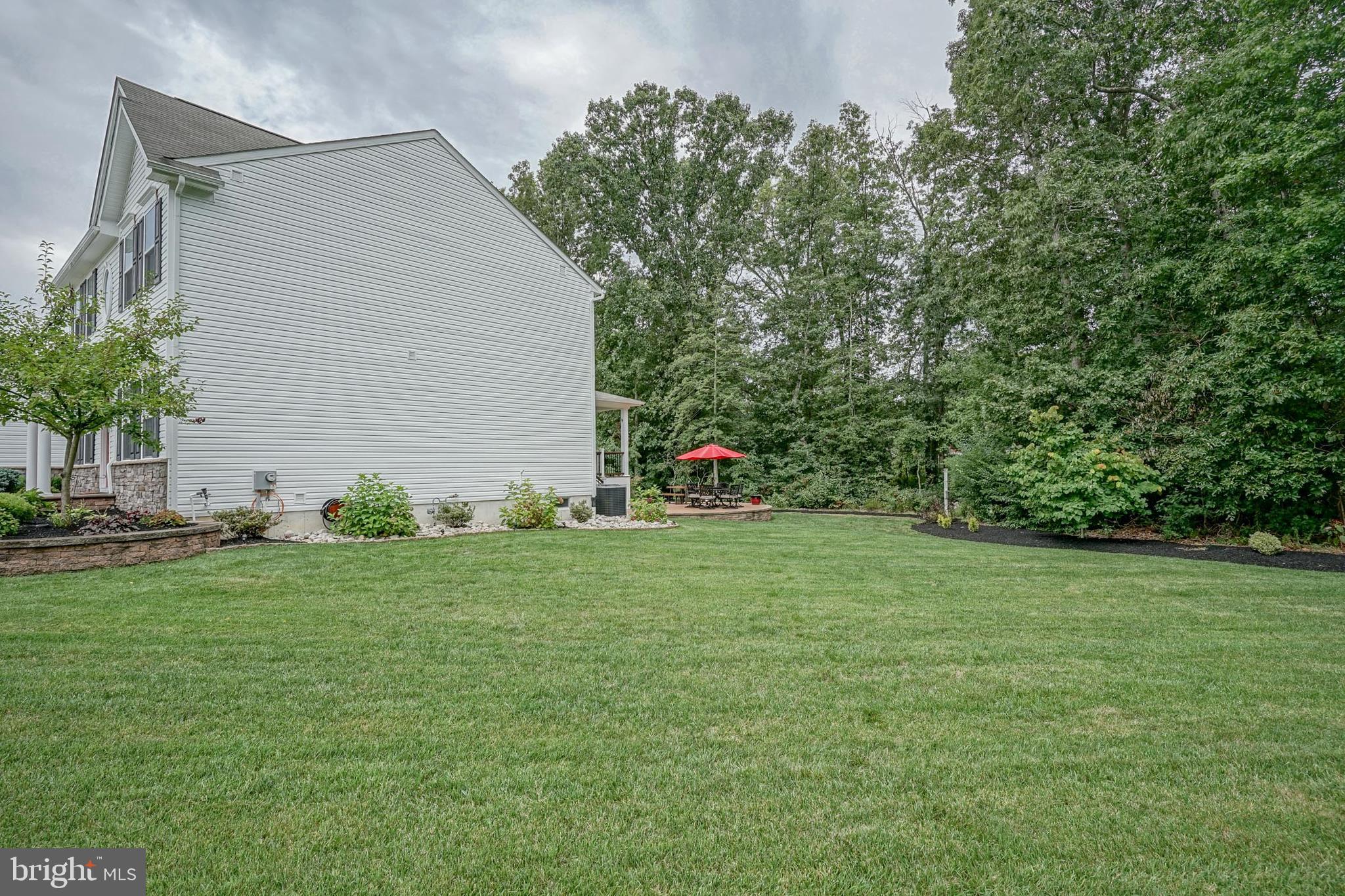 232 Staggerbush Road Williamstown, NJ 08094 - Photo 46 of 51 Exterior Right Side