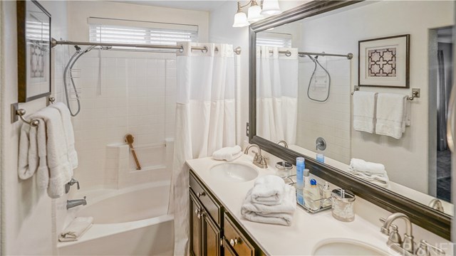25710 Wagner Way, Unit A Stevenson Ranch, CA 91381 - Photo 17 of 27