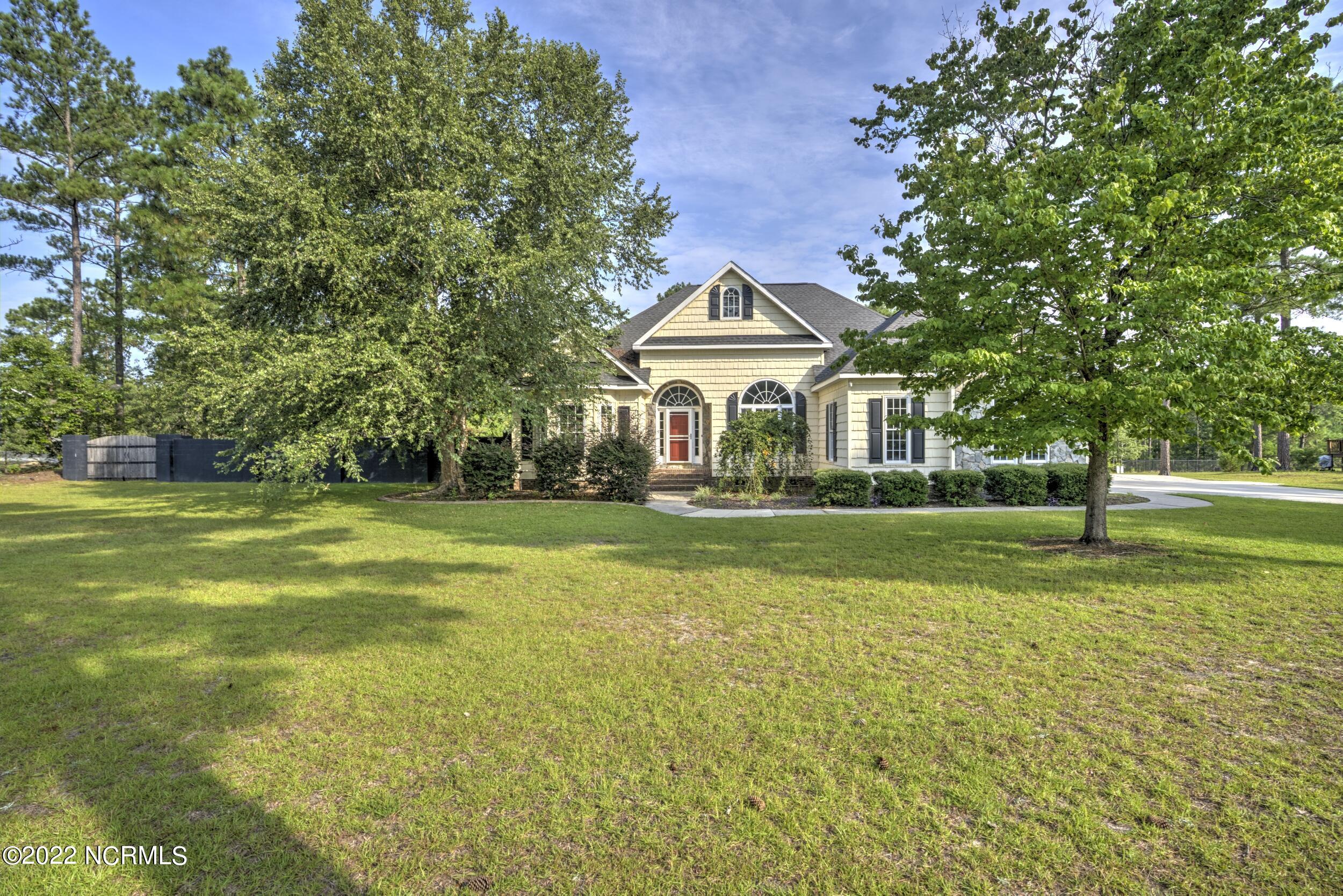 127 Glendale Drive Rockingham, NC 28379 - Photo 1 of 62 DSC03166_7_8