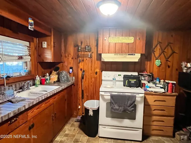 $133,000 | 10507 Prospect Avenue, Hampton, FL 32044