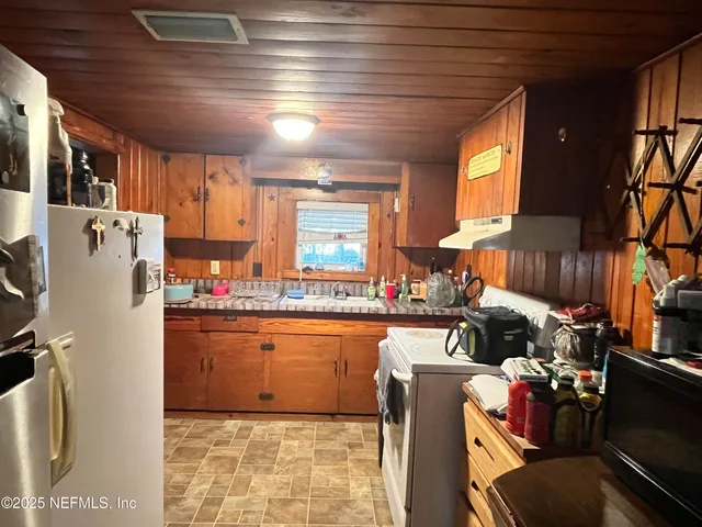 $133,000 | 10507 Prospect Avenue, Hampton, FL 32044