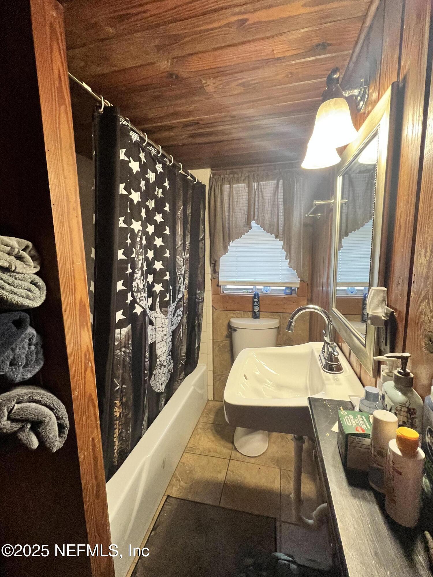 10507 Prospect Avenue Hampton, FL 32044 - Photo 26 of 31 IMG_9131