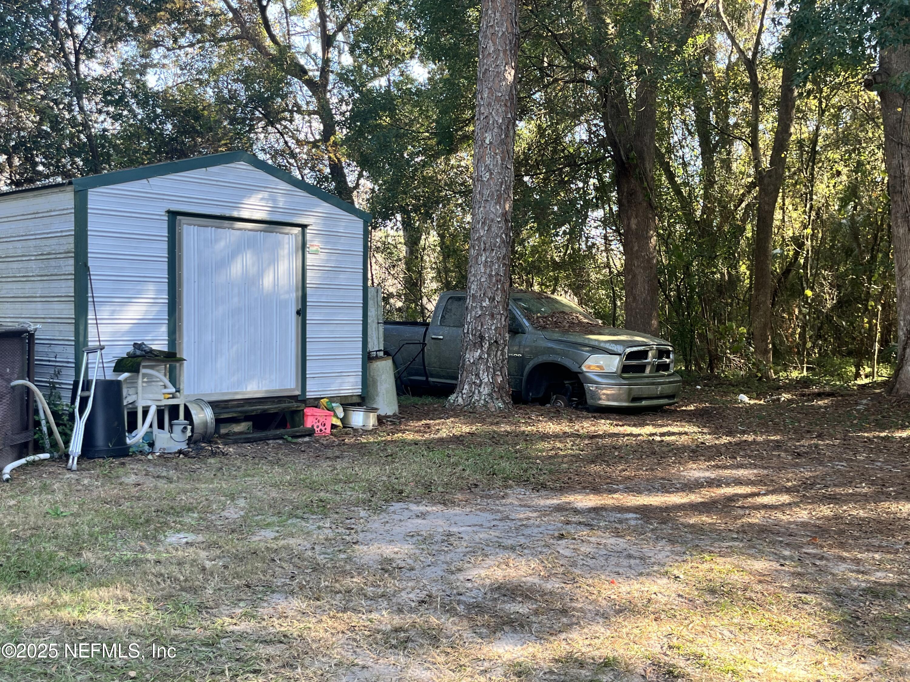 10507 Prospect Avenue Hampton, FL 32044 - Photo 9 of 31 IMG_9148