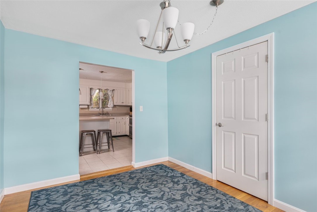 11 Hillcrest Road Portsmouth, RI 02871 - Photo 24 of 48