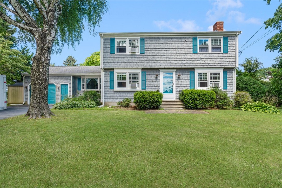 11 Hillcrest Road Portsmouth, RI 02871 - Photo 4 of 48