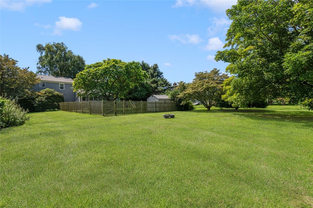 11 Hillcrest Road Portsmouth, RI 02871 - Photo 46 of 48