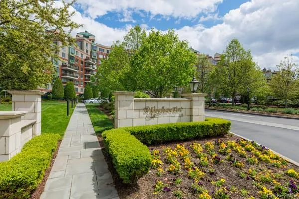 $5,000 | 111 Cherry Valley Avenue, Unit M16, Garden City, NY 11530