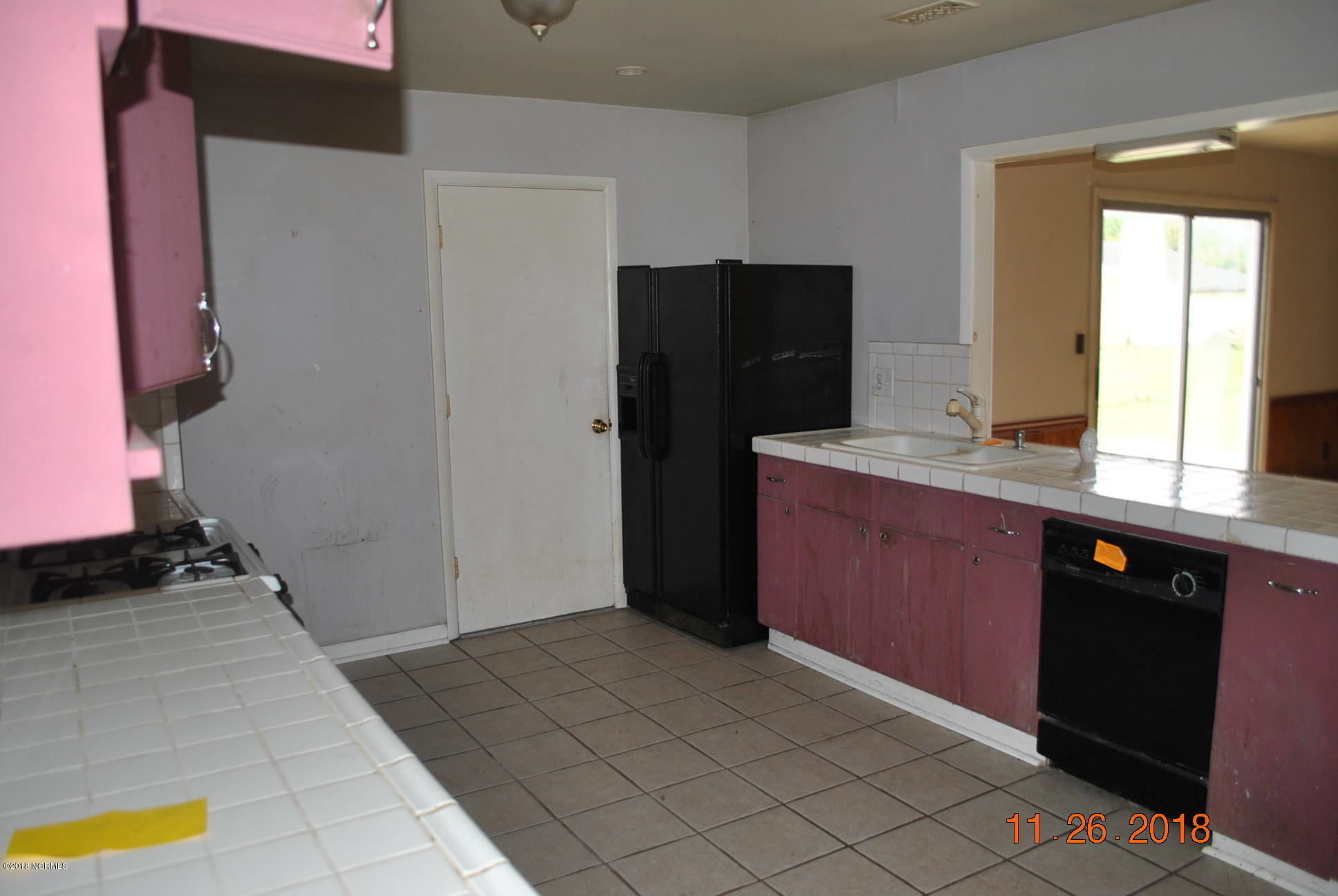 1226 Hibbs Road Newport, NC 28570 - Photo 8 of 18 DSC_0042