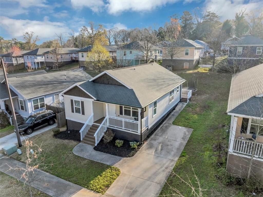 2478 Verbena Circle Northwest Atlanta, GA 30314 - Photo 36 of 42 an aerial view of multiple houses with a yard
