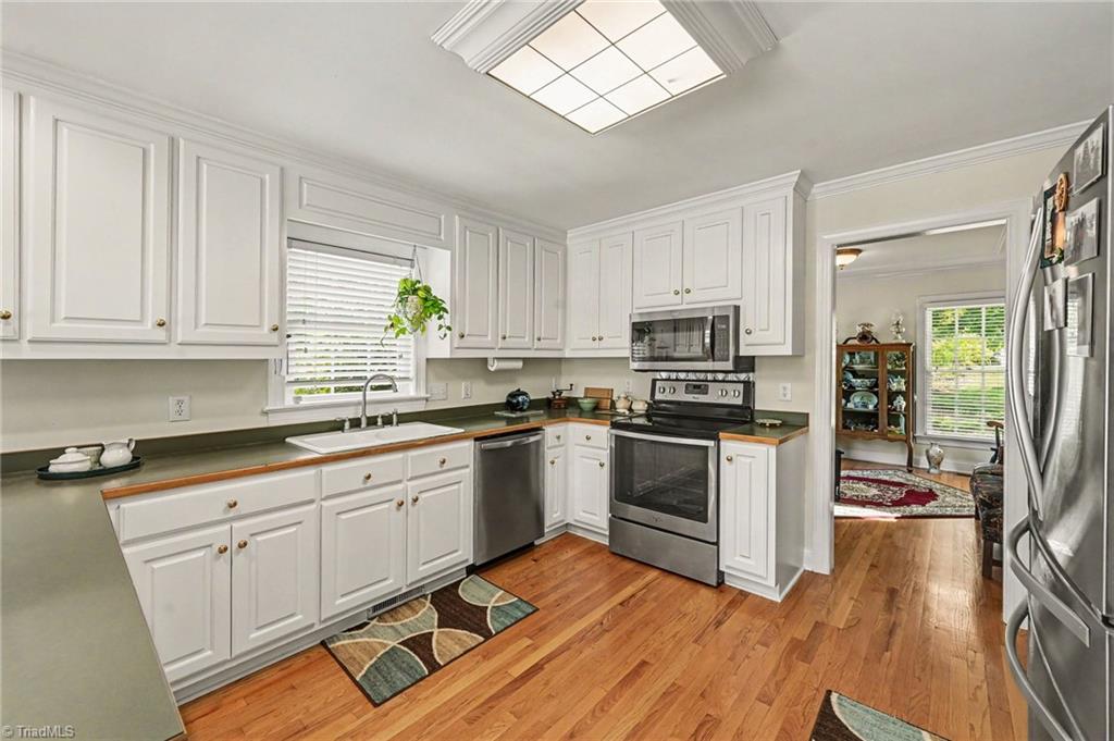 2380 Olde Spring Court Graham, NC 27253 - Photo 10 of 36