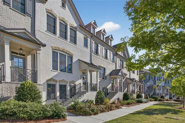 $685,000 | 1956 Skyfall Circle, Atlanta, GA 30319