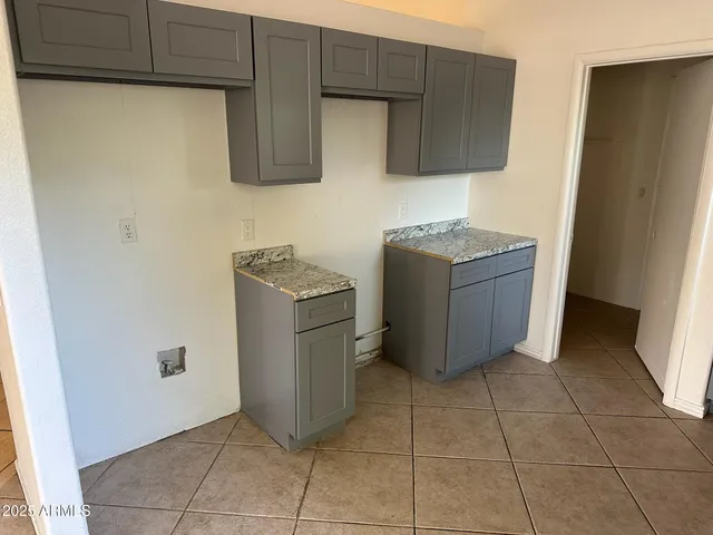 $1,550 | 9988 West Devonshire Avenue, Phoenix, AZ 85037