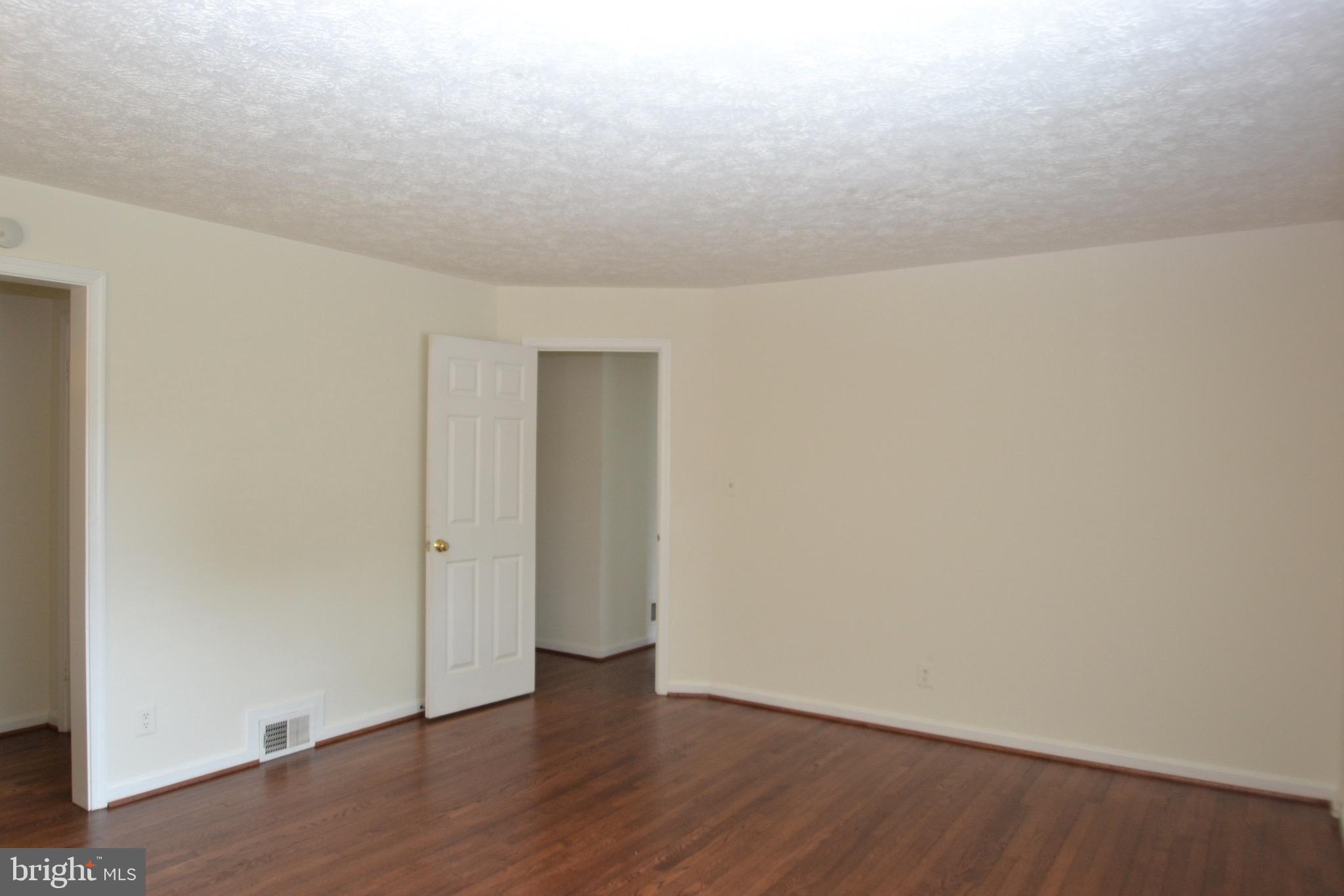 1600 Chain Bridge Road McLean, VA 22101 - Photo 19 of 35 Primary bedroom