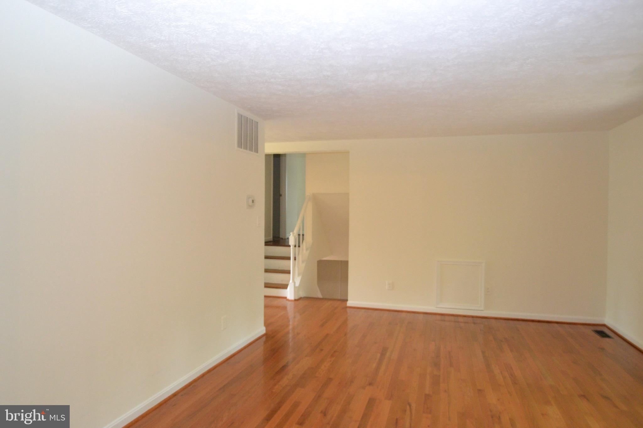 1600 Chain Bridge Road McLean, VA 22101 - Photo 6 of 35 Living Room