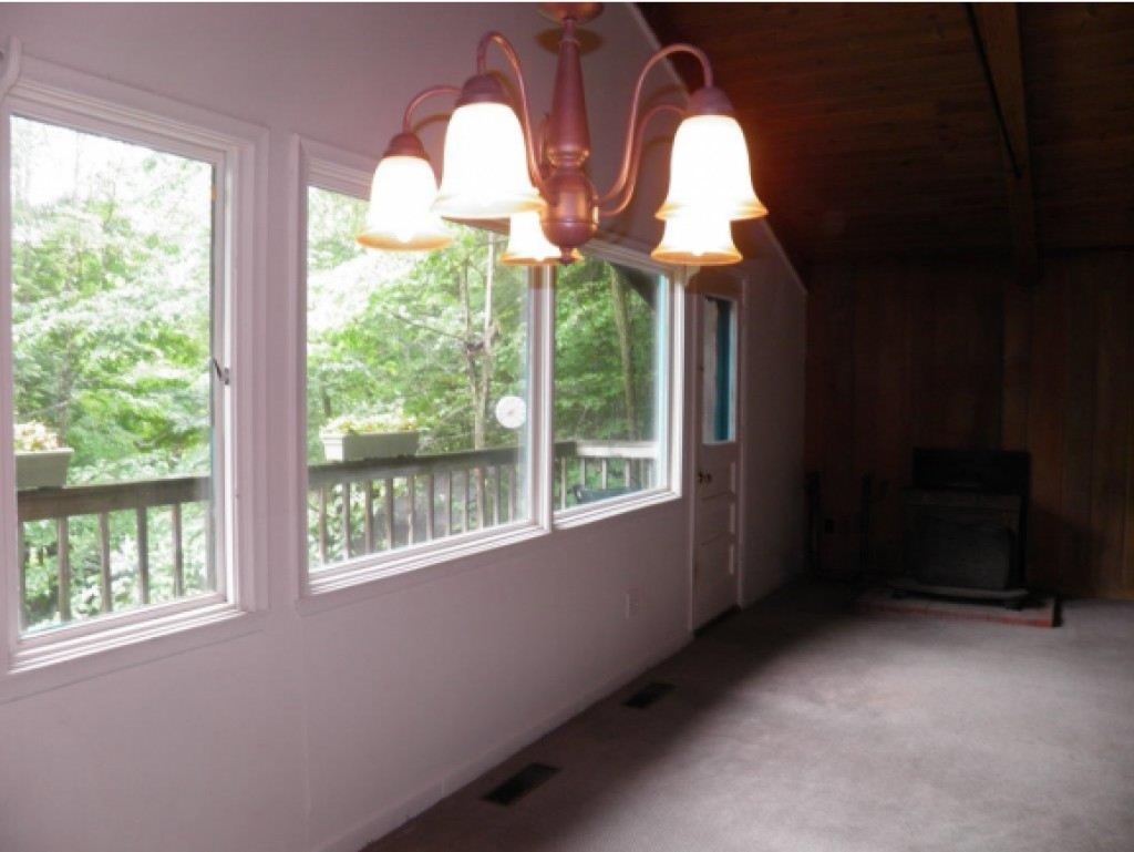 106 Trout Hollow Road Warren, VT 05674 - Photo 5 of 22