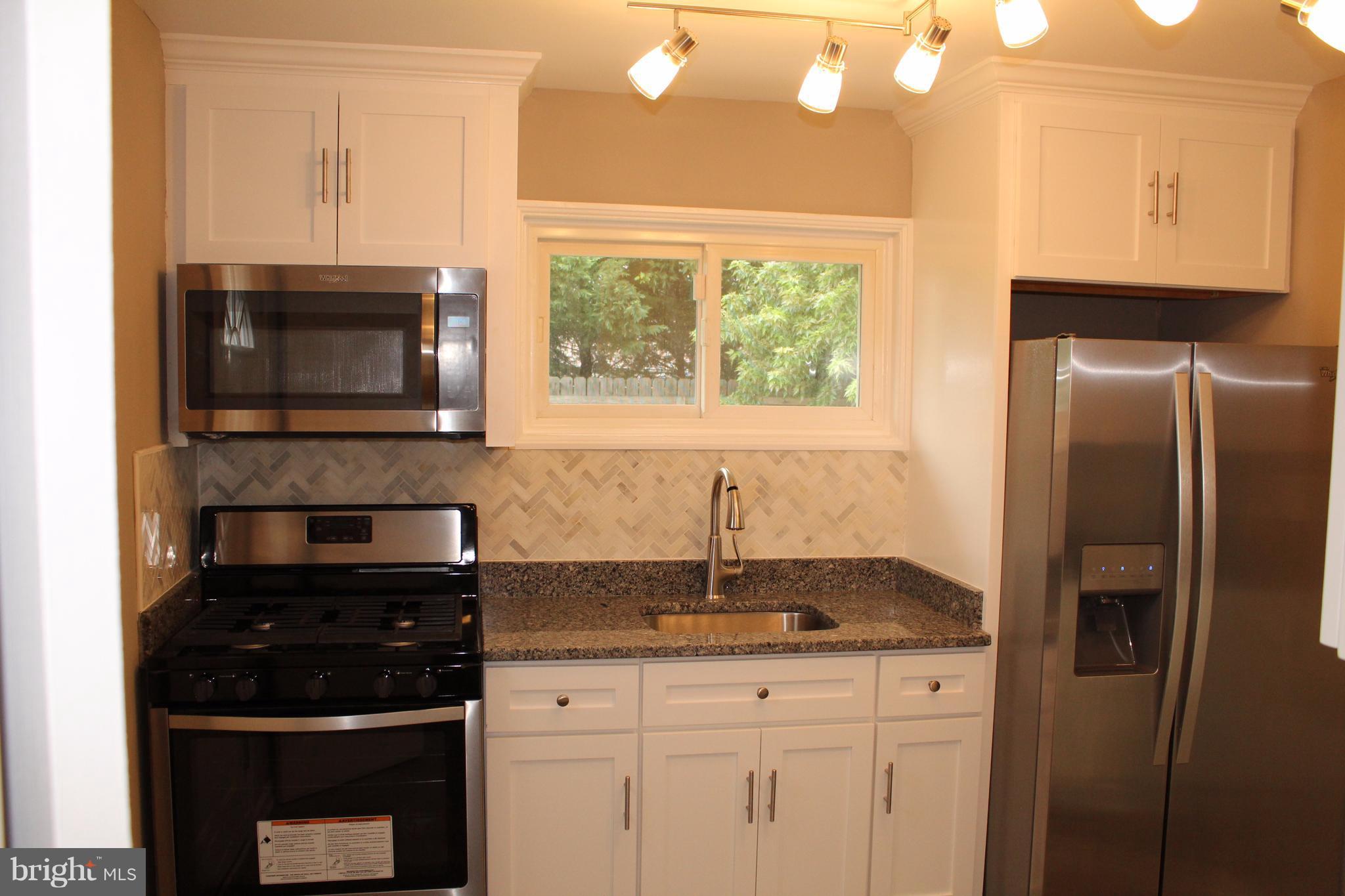8712 Roper Road Baltimore, MD 21234 - Photo 2 of 21 Kitchen