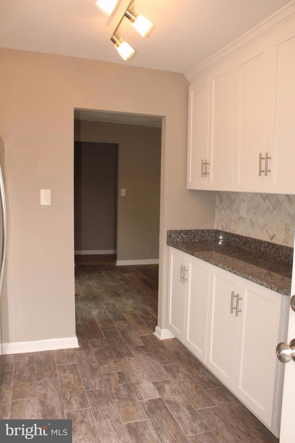 8712 Roper Road Baltimore, MD 21234 - Photo 7 of 21 Kitchen