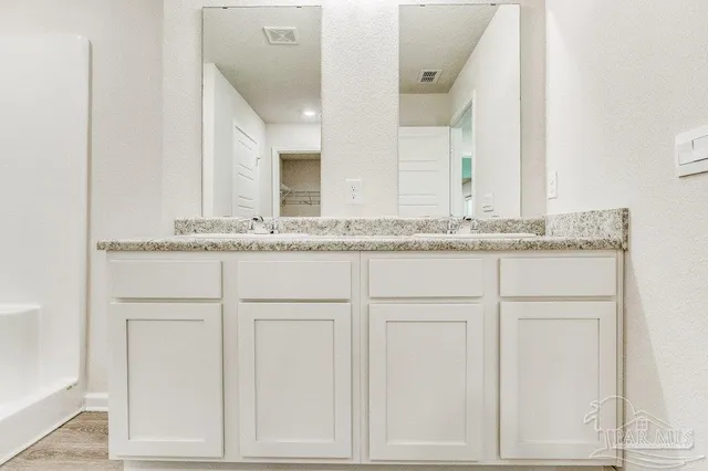 $2,100 | 1936 High Rdg Court, Pensacola, FL 32534