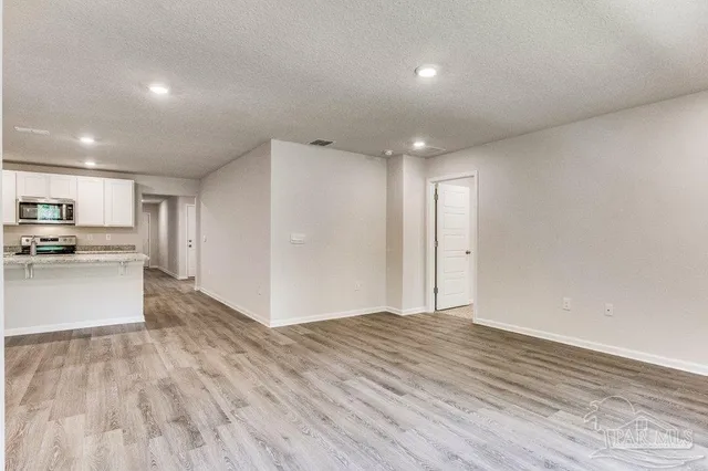 $2,100 | 1936 High Rdg Court, Pensacola, FL 32534