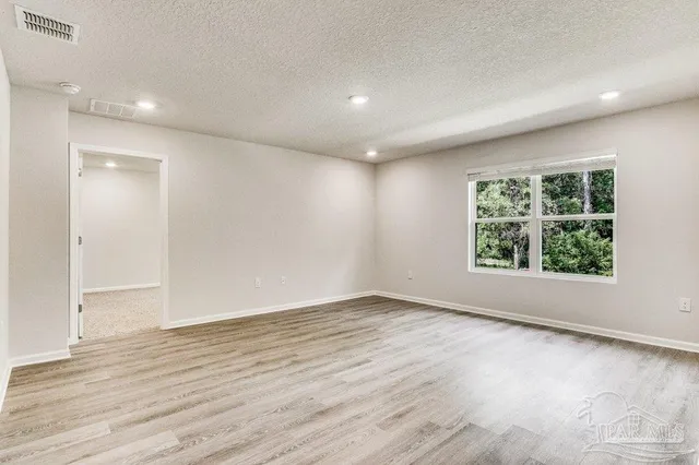 $2,100 | 1936 High Rdg Court, Pensacola, FL 32534