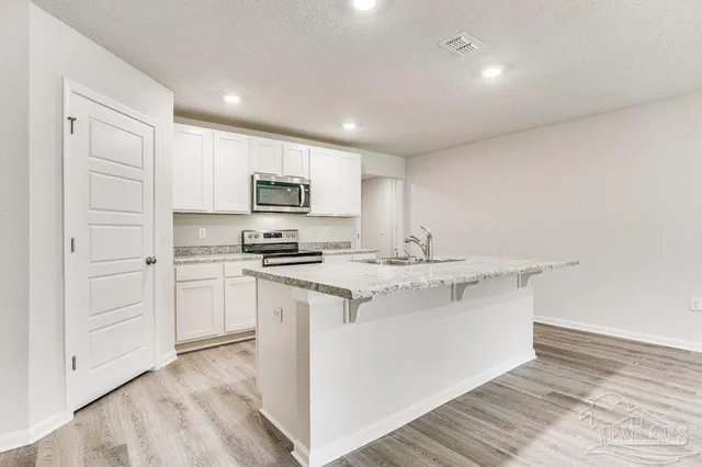 $2,100 | 1936 High Rdg Court, Pensacola, FL 32534