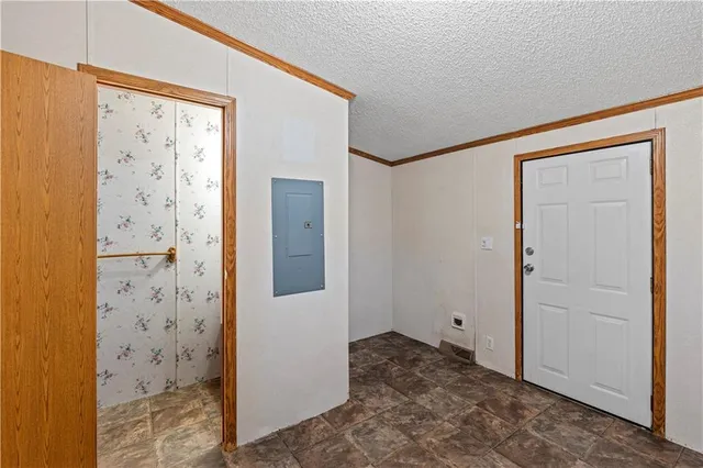 $159,500 | 29148 South 1813th Road, Sheldon, MO 64784