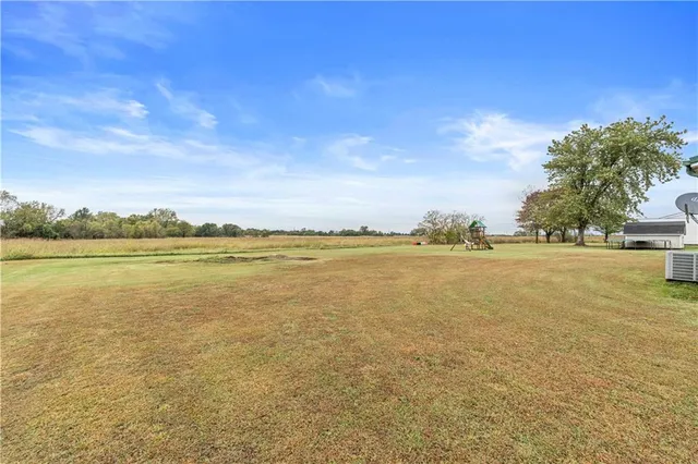 $159,500 | 29148 South 1813th Road, Sheldon, MO 64784