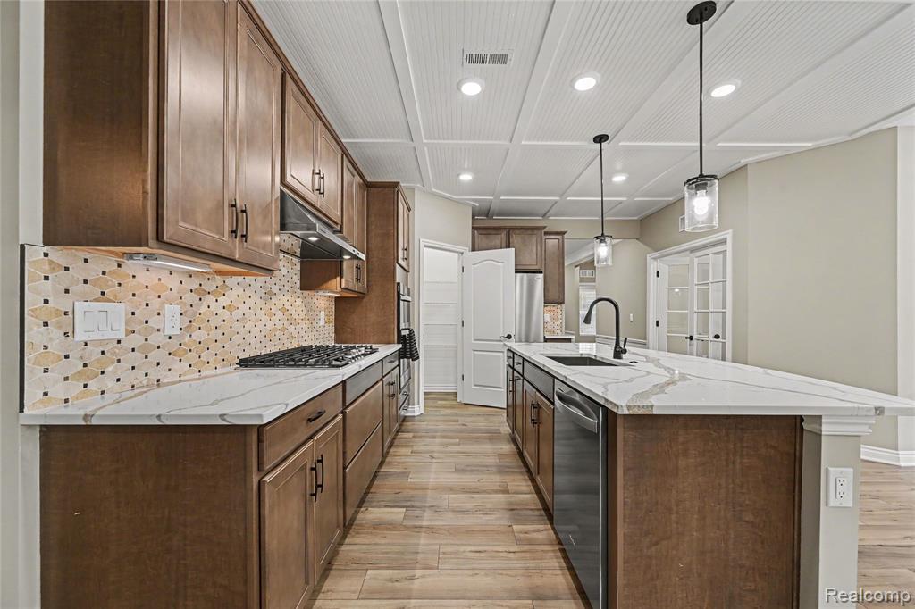 5224 Lewiston Road Canton, MI 48188 - Photo 14 of 38 Gallery Image 14