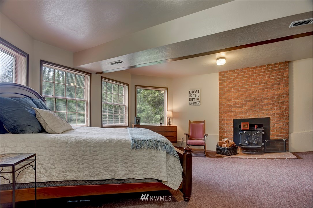 13599 Olympic View Road Northwest Silverdale, WA 98383 - Photo 15 of 23 Gallery Image 15