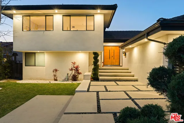 $1,999,000 | 4517 Stanton Drive, Los Angeles, CA 90065