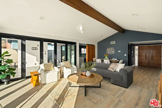 $1,999,000 | 4517 Stanton Drive, Los Angeles, CA 90065