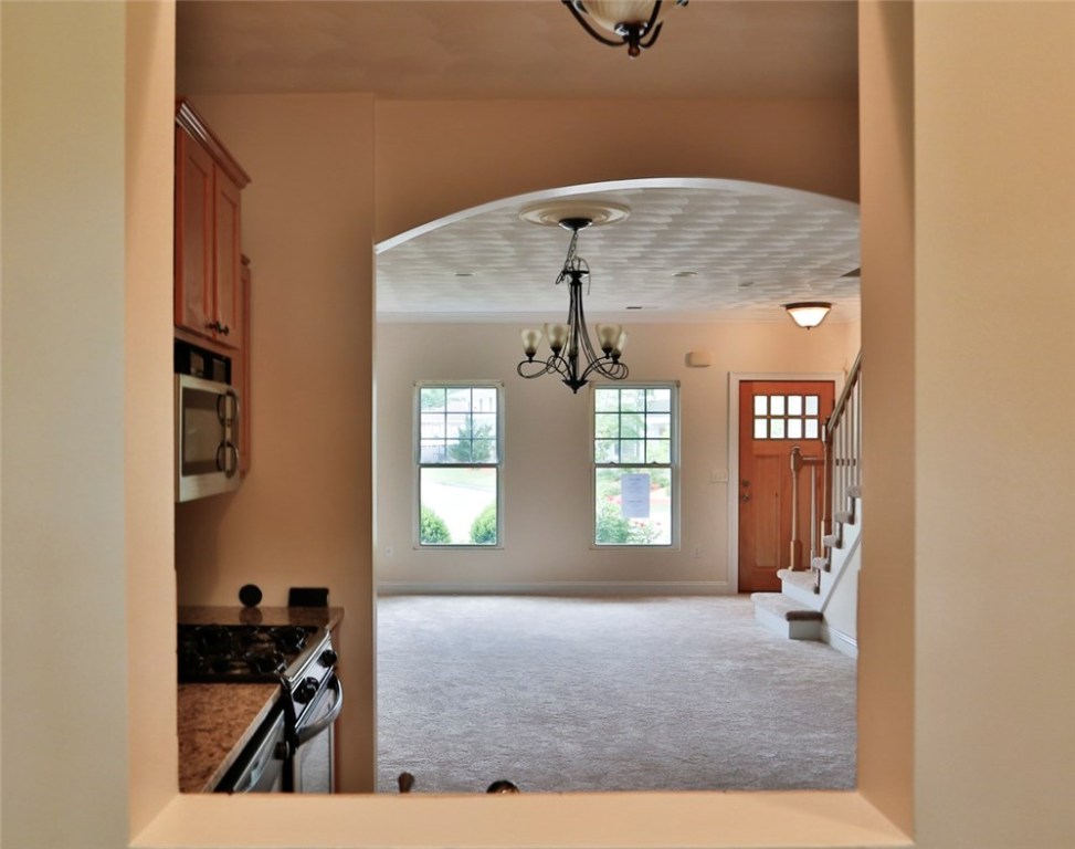 1034 West Shore Road Warwick, RI 02889 - Photo 15 of 20