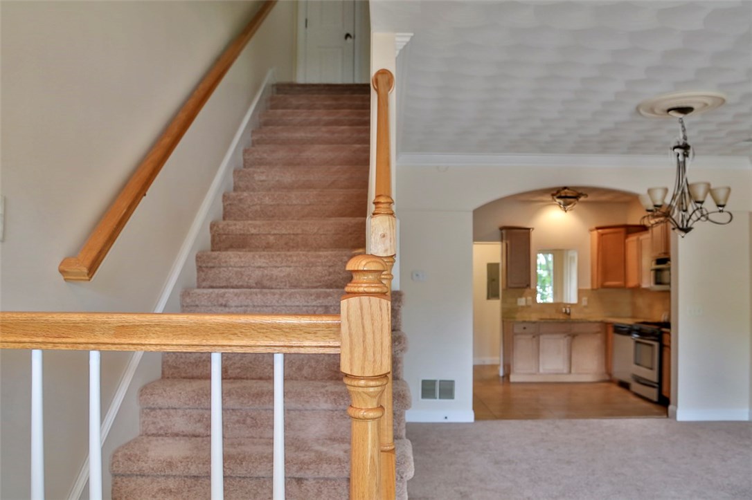 1034 West Shore Road Warwick, RI 02889 - Photo 6 of 20