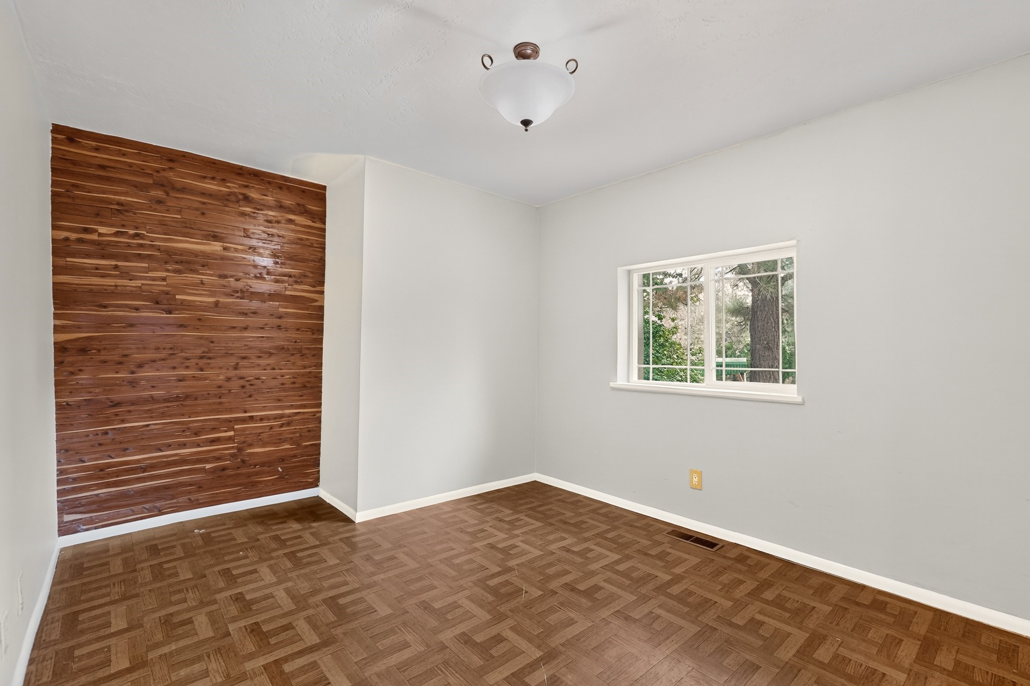 5 County Rd B51A Pecos, NM 87552 - Photo 12 of 64 Dining room with cedar lined wall