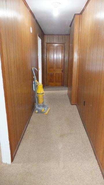 3220 Ford Hampton Road Winchester, KY 40391 - Photo 36 of 54 Upstairs hall.